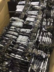 LCD TECH INC | Cracked LCD Screen Buyback